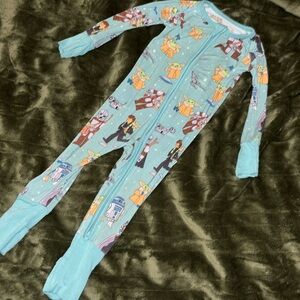 Little Sleepies 6/12 months Star Wars print
